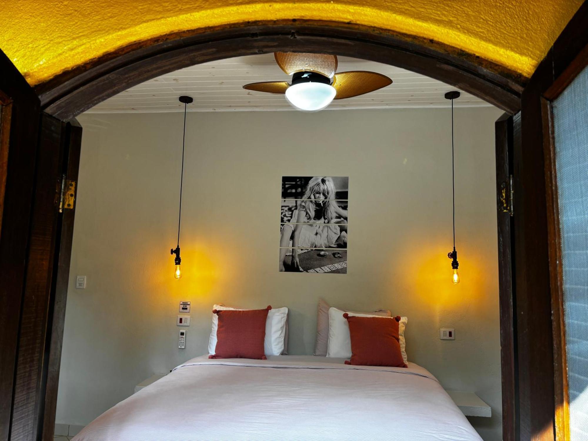 Hotel Jardim Boêmio à Cananéia Extérieur photo